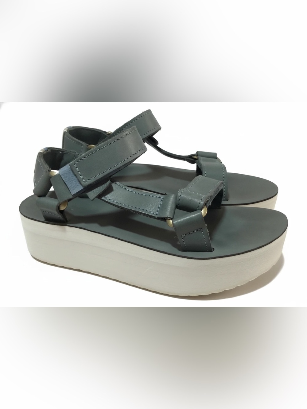 Teva Women’s Platform Sandals with White Soles in Blue, Size 8 - Picture 2 of 8
